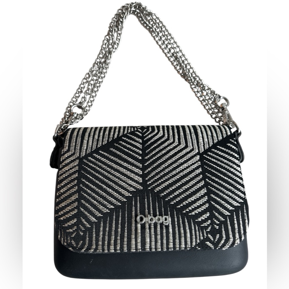 O bag O Pocket Mini Bag In Bkack And White Cgain Strap